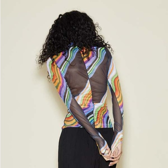 NWT Oval Square Sassy Long Sleeve Mesh Top - Picture 2 of 7